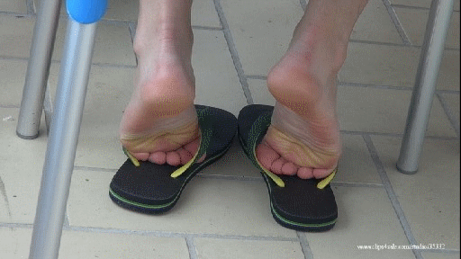 CANDID SHOEPLAY FLIP FLOPS 38