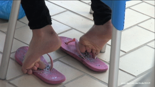 CANDID SHOEPLAY FLIP FLOPS 45