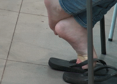 CANDID SHOEPLAY FLIP FLOPS 16