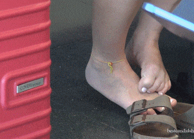 CANDID SHOEPLAY BIRKENSTOCK SOLES AND MASSAGE 1